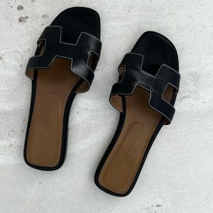 Hermès Oran Sandal - sz 5.5 - box and dustbag included. Authentic!